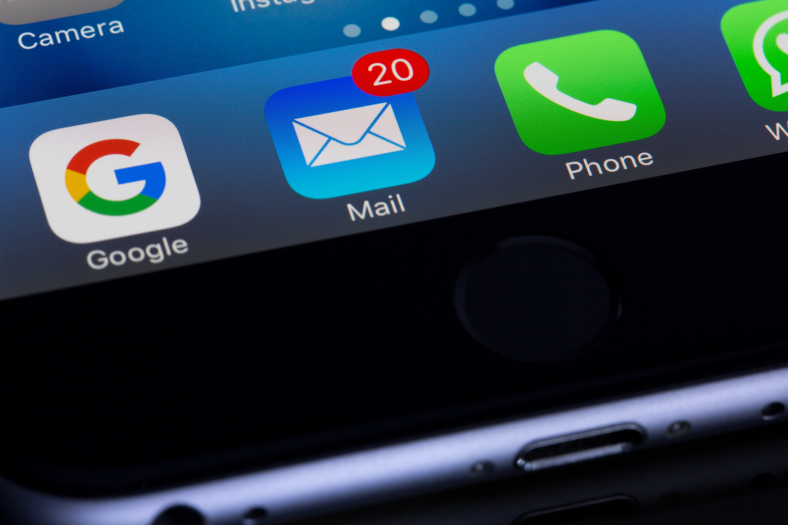 E-Mail Appp auf Telefon mit Posteingang